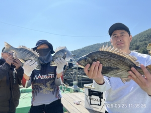어초, 대물5짜,4짜.4짜 외 마릿수~내일예약가능 선상낚시로 잡은 물고기 조황