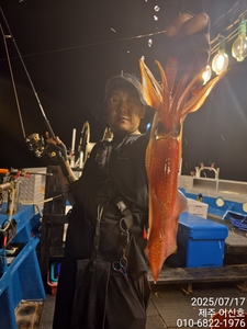 제주 어신호 7월 16~17일 야간 한치 오징어 조황 선상낚시로 잡은 물고기 조황