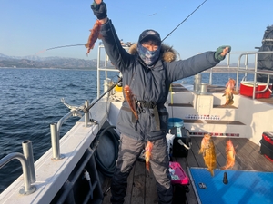 동해 묵호항 다잡아조황입니다 선상낚시로 잡은 물고기 조황