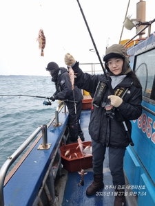 27일 오전 왕열기, 오후 대삼치 조황 선상낚시로 잡은 물고기 조황