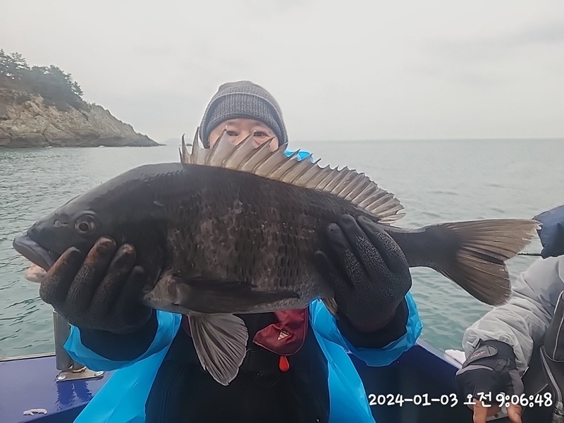 뉴패미리호의 조황일지 이미지 - 0