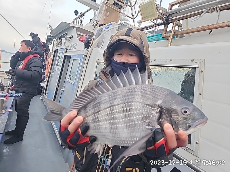 뉴패미리호의 조황일지 이미지 - 15