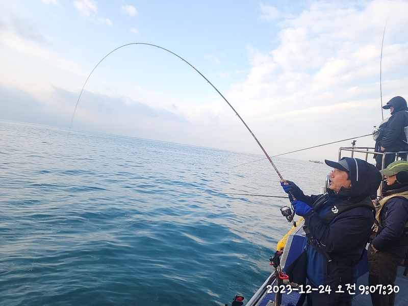 뉴패미리호의 조황일지 이미지 - 0