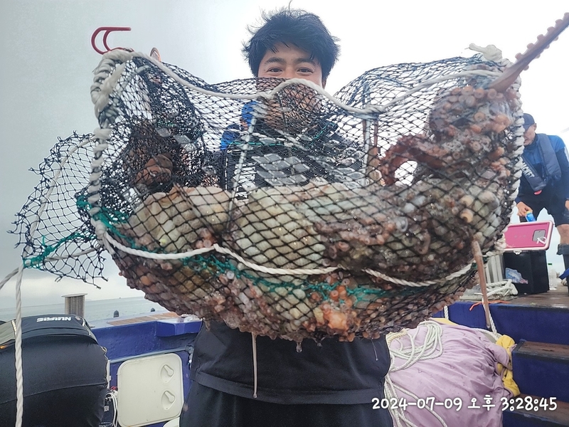 뉴패미리호의 조황일지 이미지 - 1