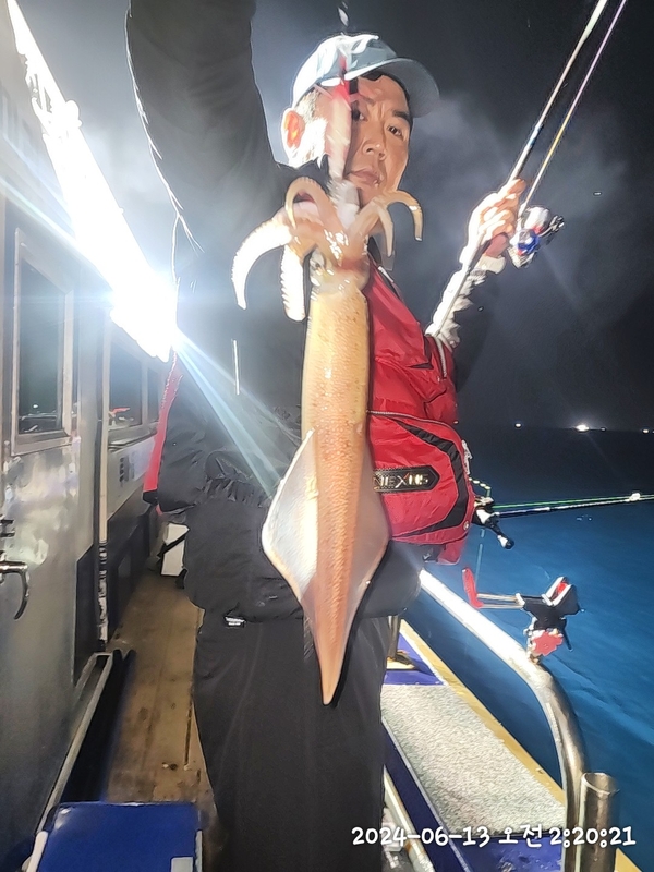 뉴패미리호의 조황일지 이미지 - 2