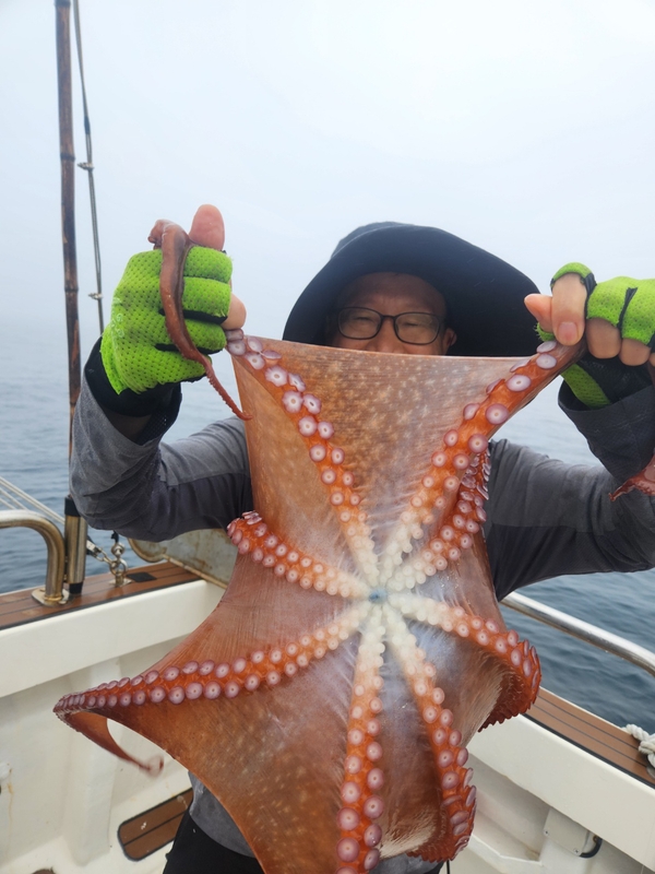 씨엔조이호의 조황일지 이미지 - 1