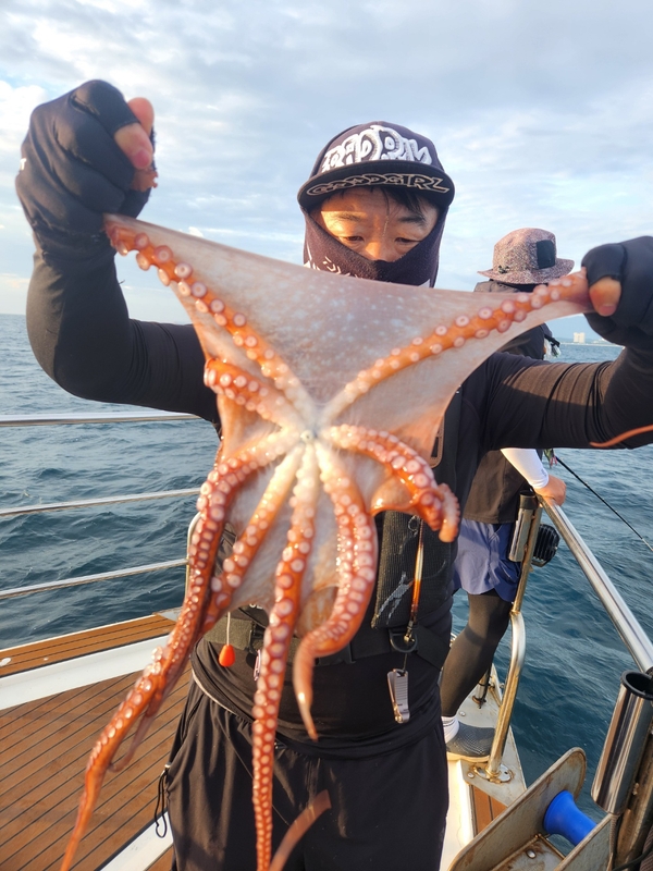 씨엔조이호의 조황일지 이미지 - 2