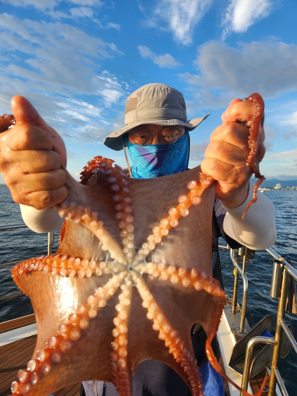 씨엔조이호의 조황일지 이미지 - 2